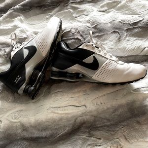Nike Shox Size 8/6Y